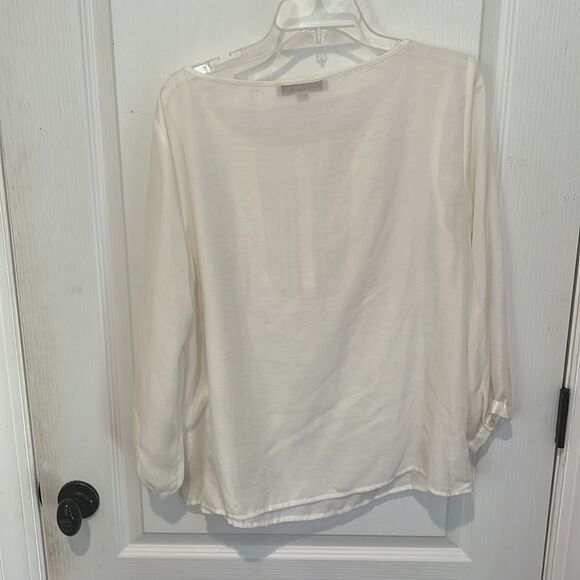 Ann Taylor Loft Cream Blouse with Beautiful Details - Picture 5 of 5